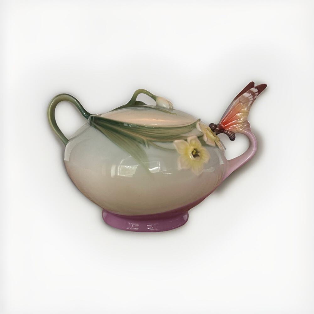 Franz Porcelain Butterfly Sugar Bowl with Lid XP1877 Floral Sculpted